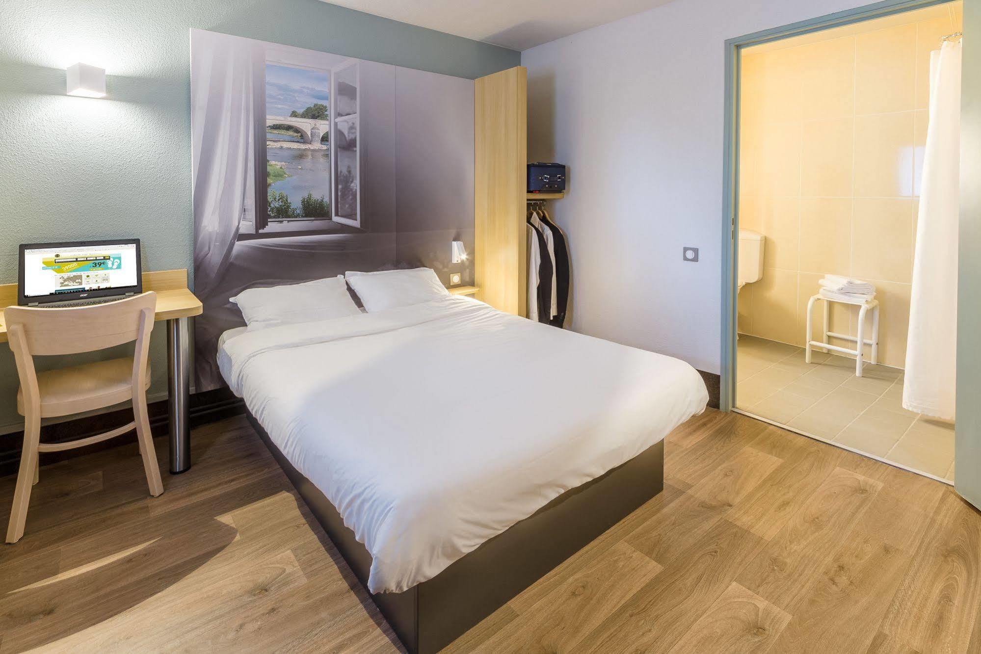 B&B Hotel Cherbourg Exterior photo